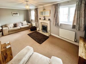 Lounge- click for photo gallery
